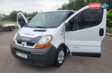 Минивэн Renault Trafic 2004 в 