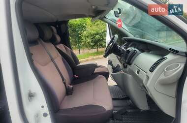 Минивэн Renault Trafic 2004 в 
