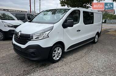 Вантажопасажирський фургон Renault Trafic 2018 в Одесі