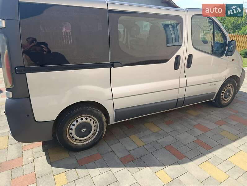 Минивэн Renault Trafic 2004 в Стрые