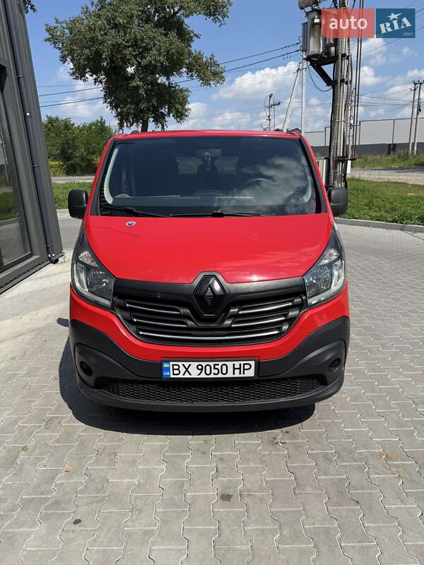 Мінівен Renault Trafic 2015 в Києві