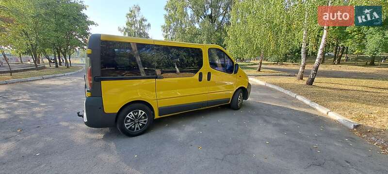 Минивэн Renault Trafic 2004 в Ровно