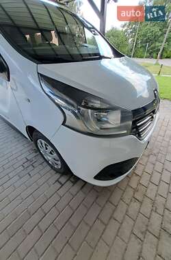 Минивэн Renault Trafic 2016 в Миргороде