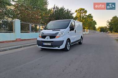 Грузовой фургон Renault Trafic 2007 в Николаеве