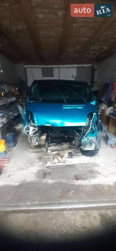 Минивэн Renault Trafic 2005 в Городенке