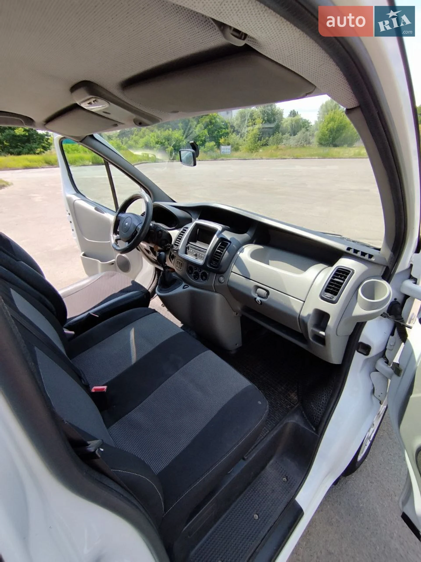 2010 Renault Trafic - мініатюра 17