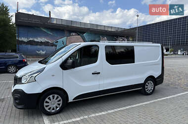Вантажопасажирський фургон Renault Trafic 2018 в Луцьку