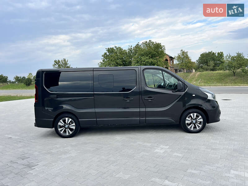 Минивэн Renault Trafic 2017 в Черновцах