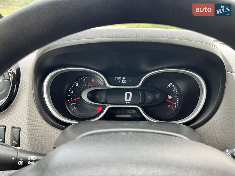 Минивэн Renault Trafic 2017 в Черновцах