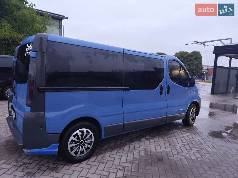 Минивэн Renault Trafic 2005 в Ивано-Франковске