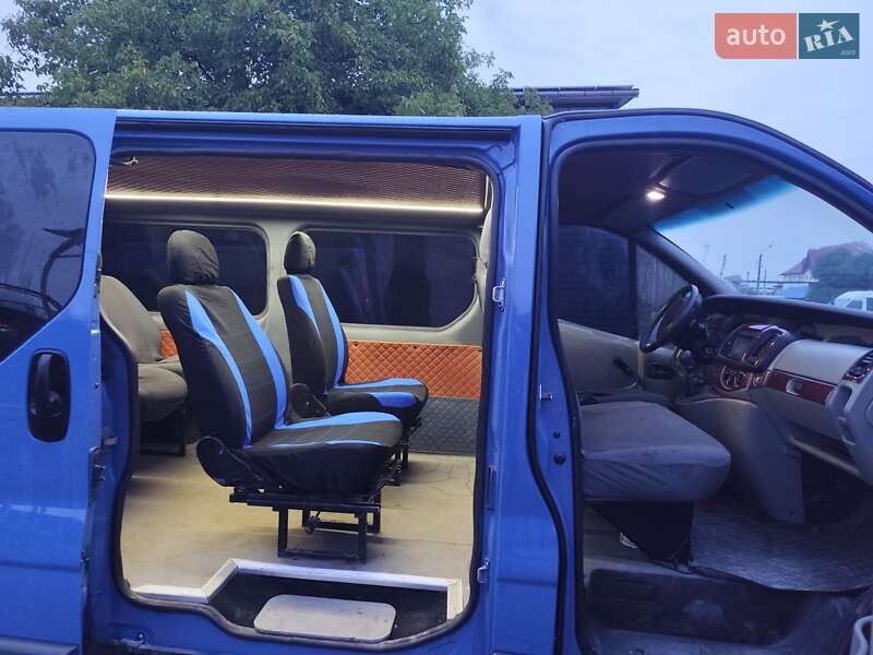 Минивэн Renault Trafic 2005 в Ивано-Франковске