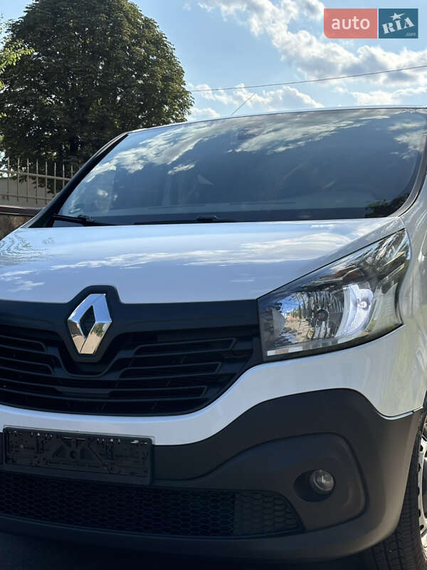 Мінівен Renault Trafic 2015 в Білій Церкві