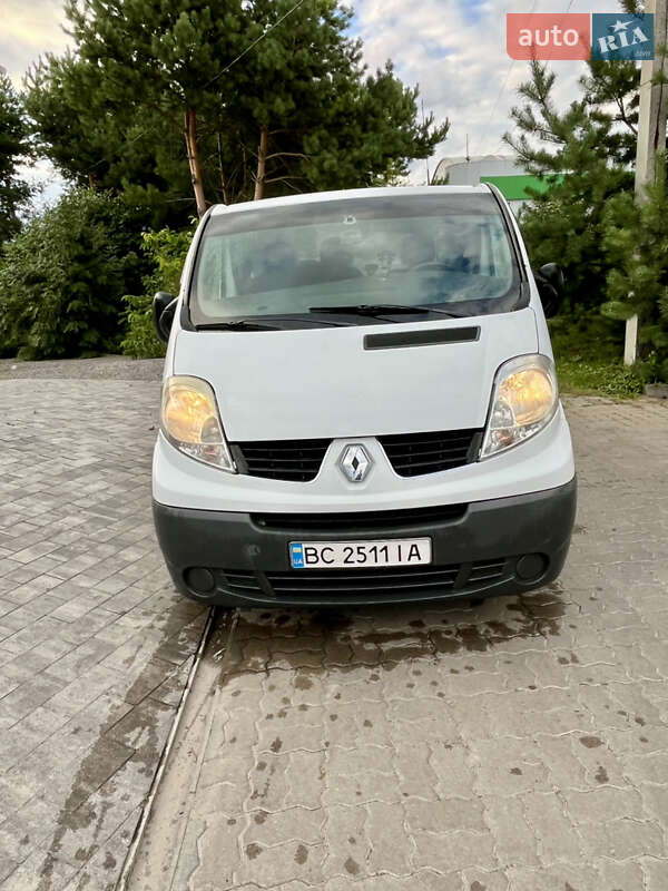 Вантажний фургон Renault Trafic 2009 в Львові фото 4 Вантажний фургон Renault Trafic 2009 в Львові