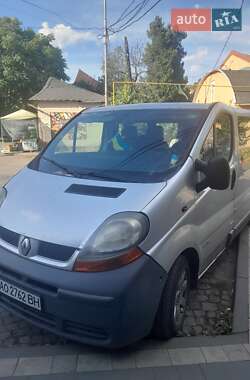 Минивэн Renault Trafic 2005 в Чопе