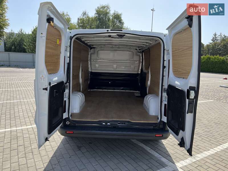 Грузовой фургон Renault Trafic 2023 в Луцке