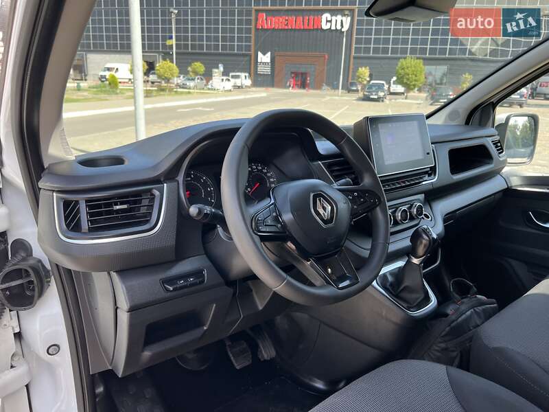Грузовой фургон Renault Trafic 2023 в Луцке