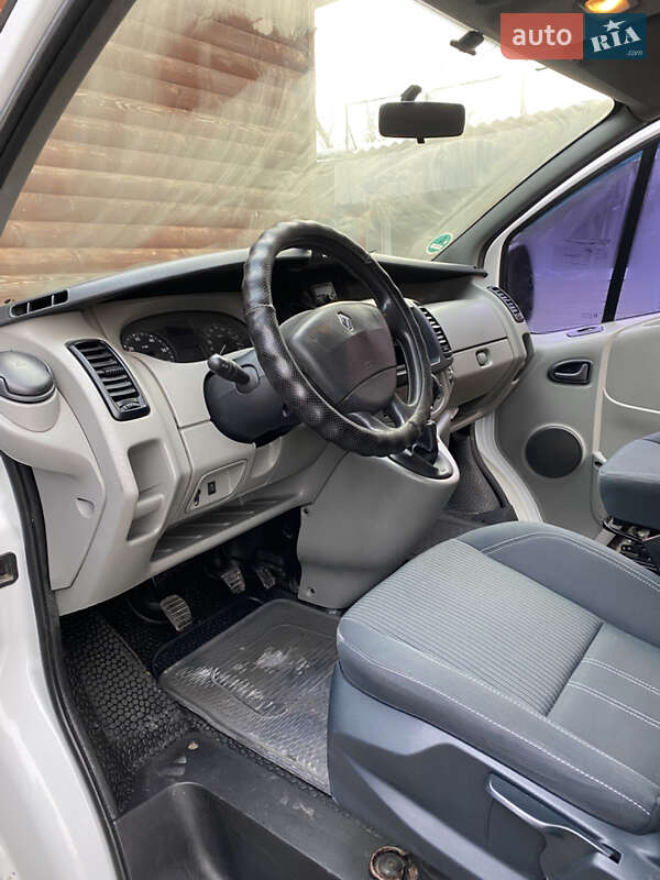 Минивэн Renault Trafic 2008 в Тернополе фото 10 Минивэн Renault Trafic 2008 в Тернополе