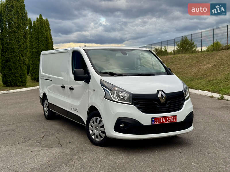 Грузовой фургон Renault Trafic 2016 в Полтаве