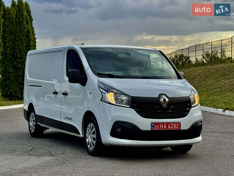 Грузовой фургон Renault Trafic 2016 в Полтаве