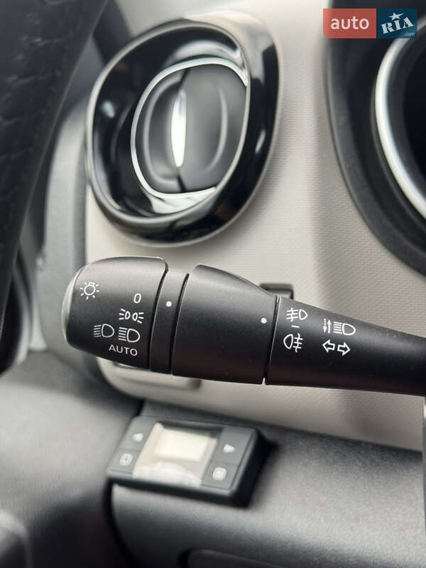 Грузовой фургон Renault Trafic 2016 в Полтаве