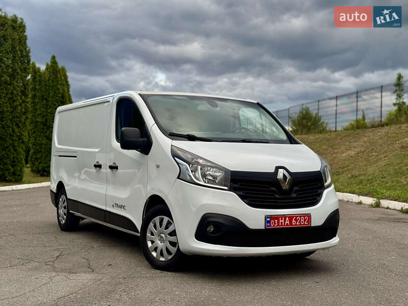 Грузовой фургон Renault Trafic 2016 в Полтаве