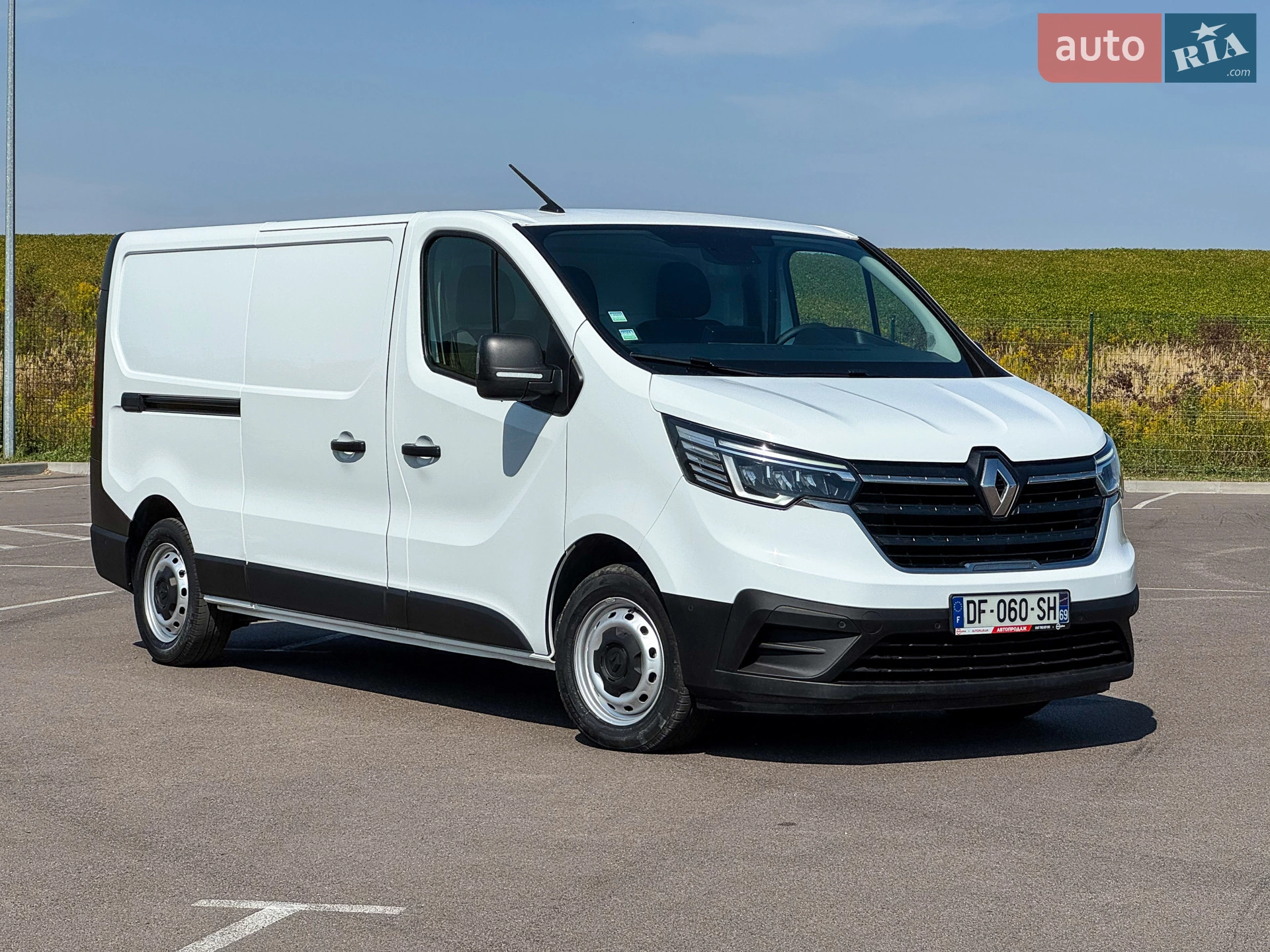 2022 Renault Trafic - фото 1