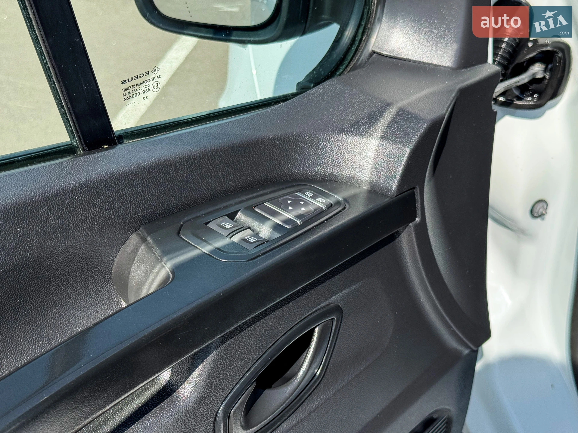 2022 Renault Trafic - мініатюра 16
