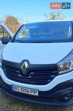 Вантажний фургон Renault Trafic 2015 в Шептицькому