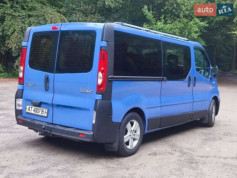 Минивэн Renault Trafic 2007 в Львове