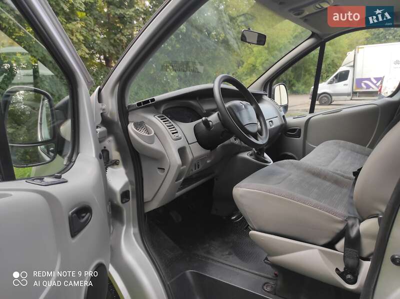 Минивэн Renault Trafic 2008 в Львове