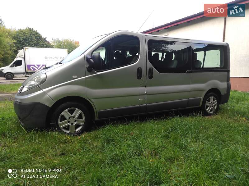 Минивэн Renault Trafic 2008 в Львове