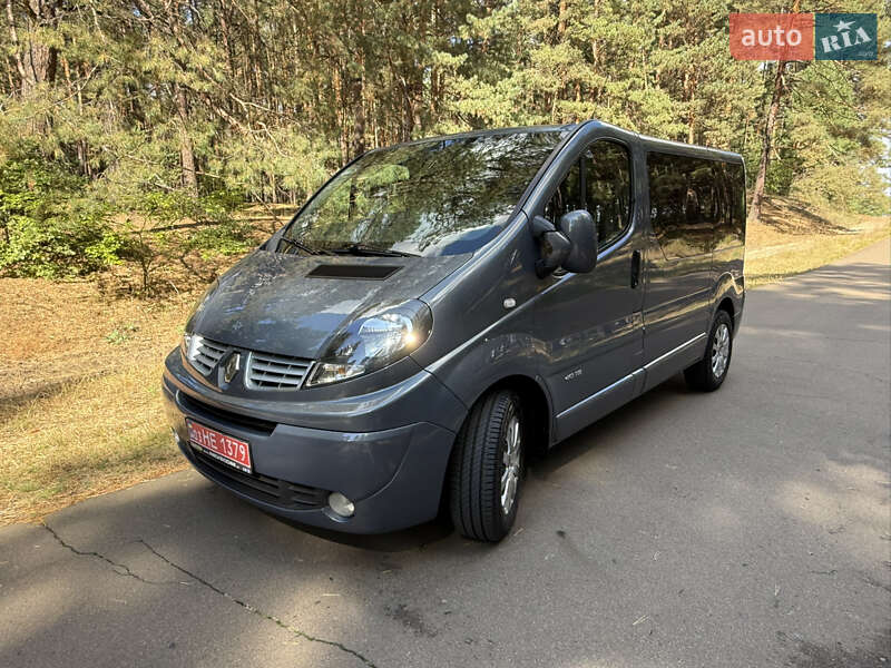 Мінівен Renault Trafic 2014 в Києві