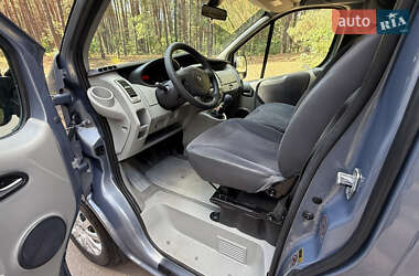 Минивэн Renault Trafic 2014 в 