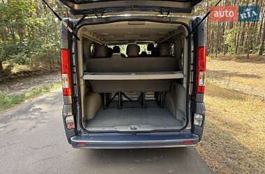 Минивэн Renault Trafic 2014 в 