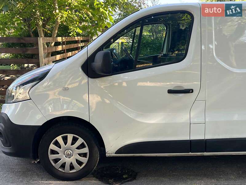 Грузовой фургон Renault Trafic 2018 в Киеве фото 7 Грузовой фургон Renault Trafic 2018 в Киеве
