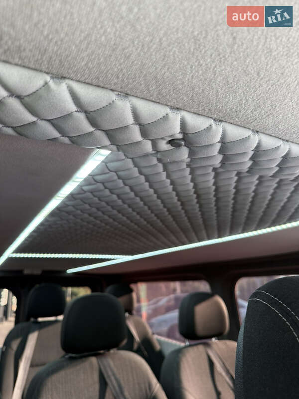 Мінівен Renault Trafic 2020 в Львові