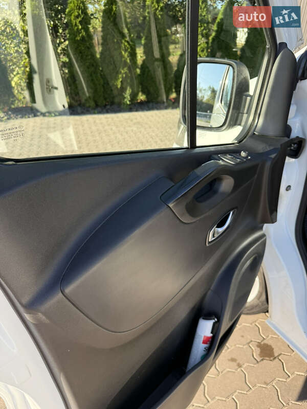 Мінівен Renault Trafic 2020 в Львові