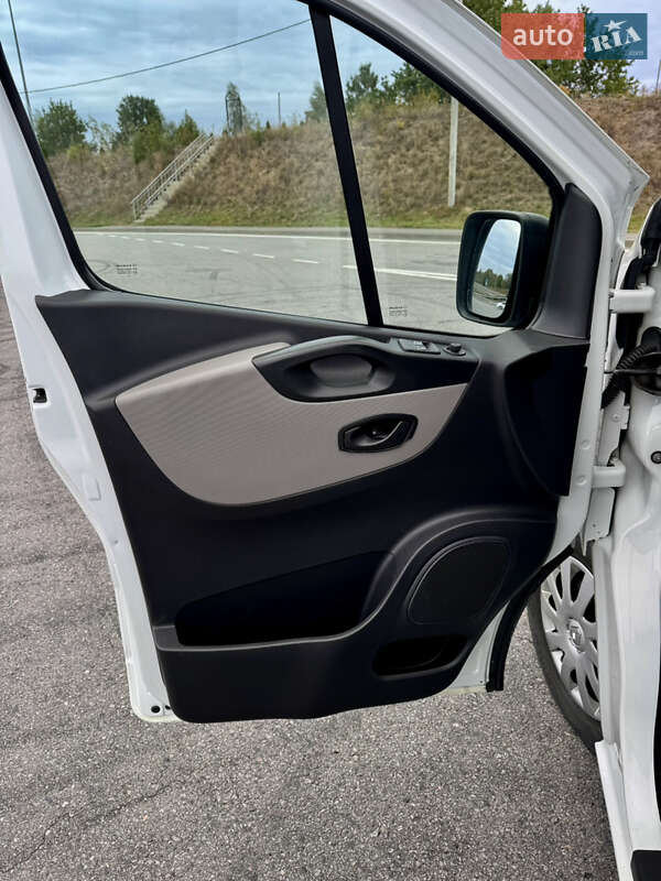 Вантажний фургон Renault Trafic 2018 в Полтаві фото 27 Вантажний фургон Renault Trafic 2018 в Полтаві