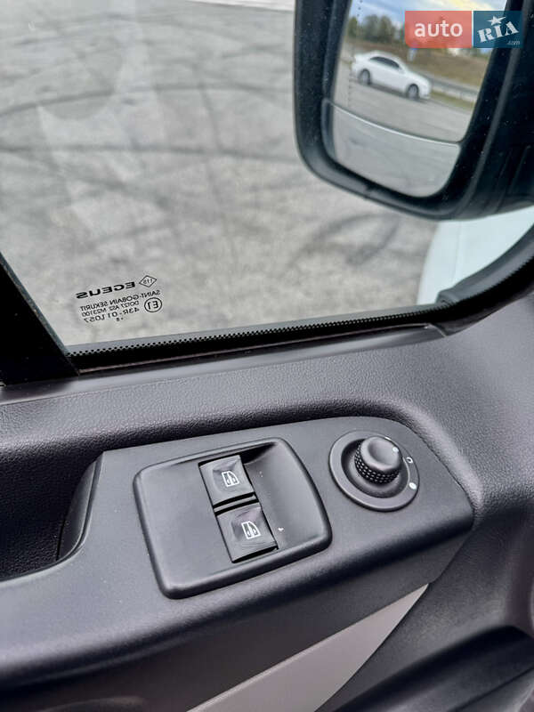 Вантажний фургон Renault Trafic 2018 в Полтаві фото 28 Вантажний фургон Renault Trafic 2018 в Полтаві