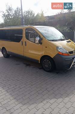 Минивэн Renault Trafic 2002 в 