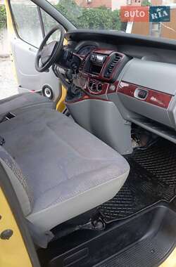 Минивэн Renault Trafic 2002 в 