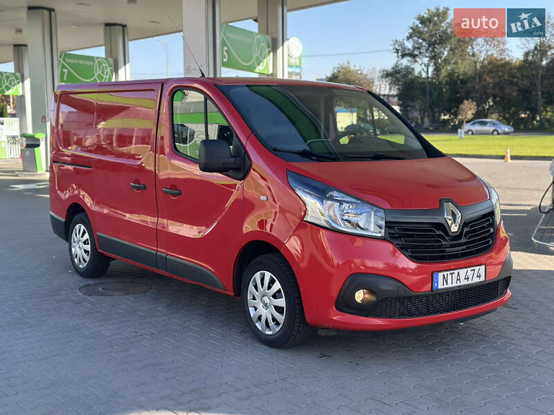 Renault Trafic 2015