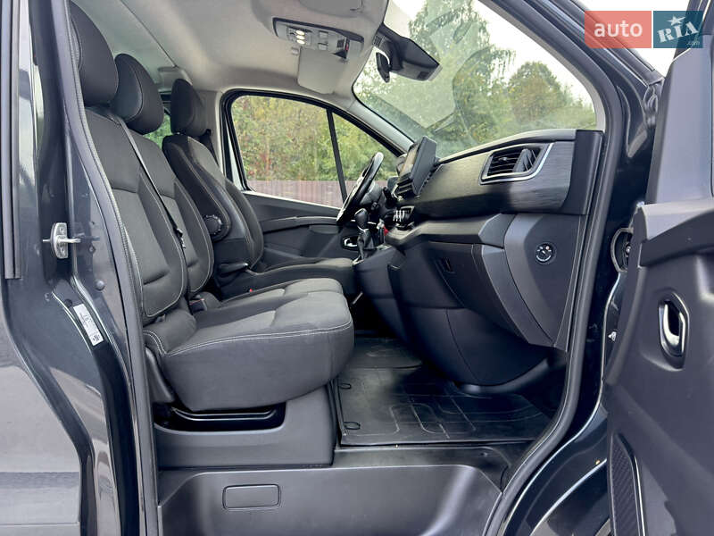 Минивэн Renault Trafic 2022 в Дубно