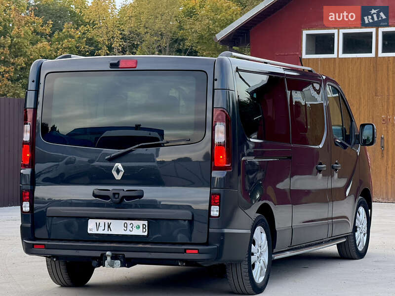 Минивэн Renault Trafic 2022 в Дубно