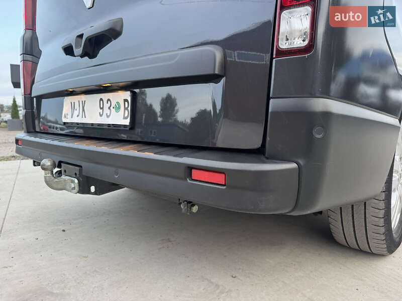 Минивэн Renault Trafic 2022 в Дубно