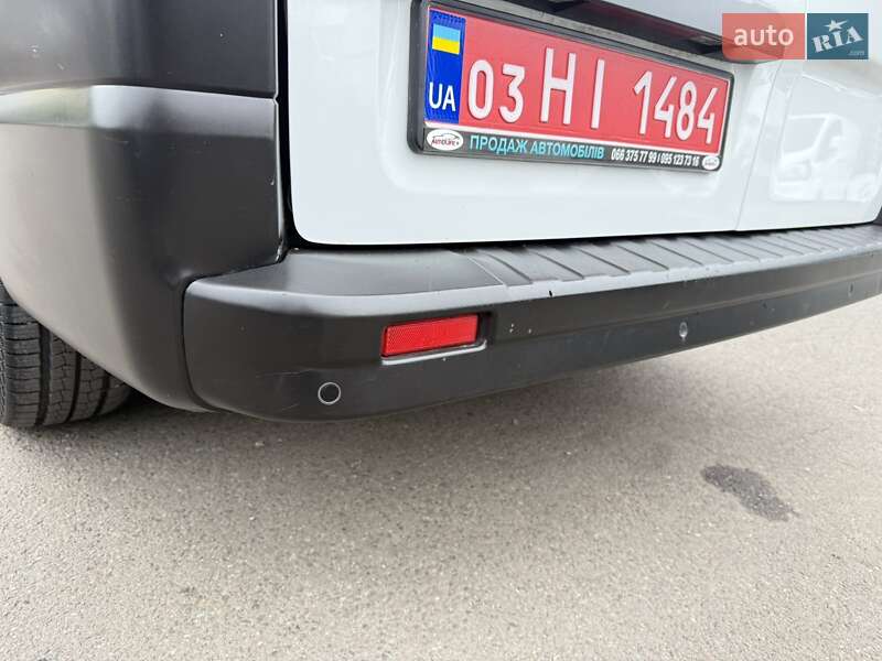 Вантажний фургон Renault Trafic 2020 в Луцьку