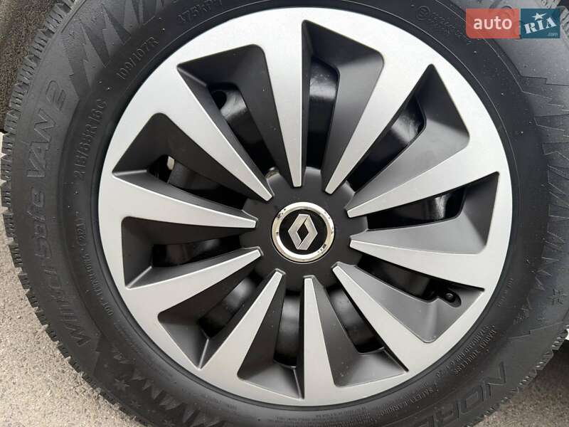 Вантажний фургон Renault Trafic 2020 в Луцьку