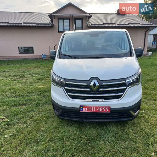 Вантажний фургон Renault Trafic 2022 в Дубні