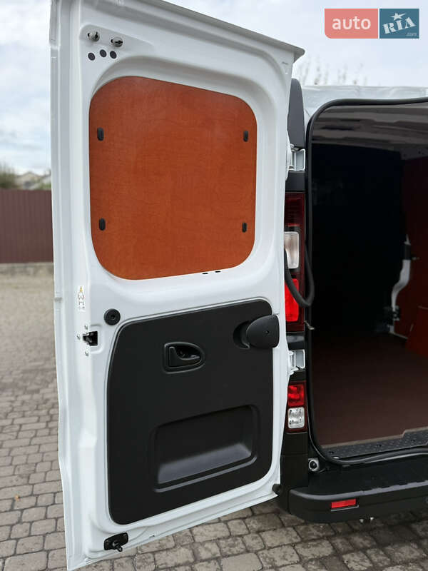 Грузопассажирский фургон Renault Trafic 2023 в Киеве фото 67 Грузопассажирский фургон Renault Trafic 2023 в Киеве