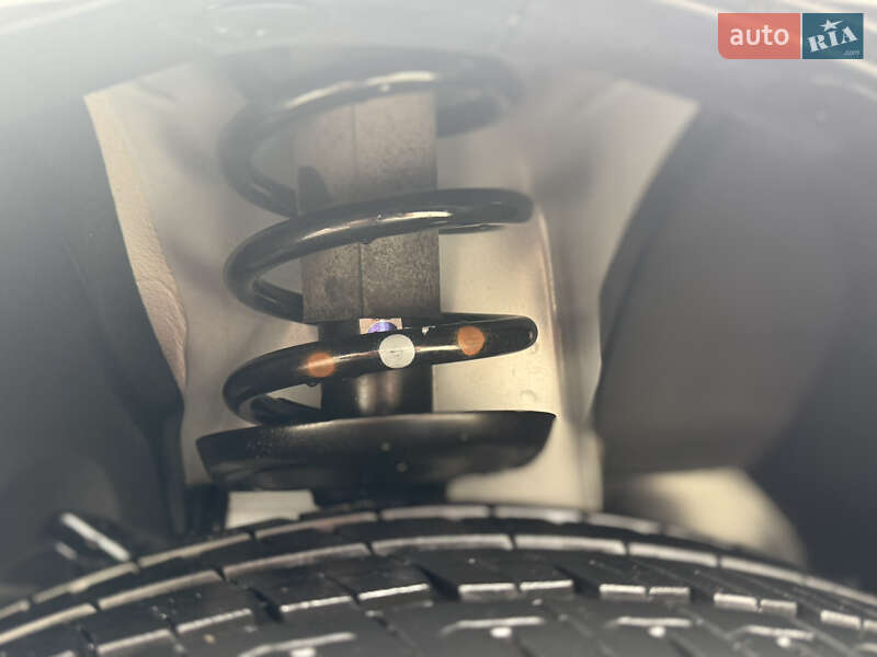 Грузопассажирский фургон Renault Trafic 2023 в Киеве фото 122 Грузопассажирский фургон Renault Trafic 2023 в Киеве